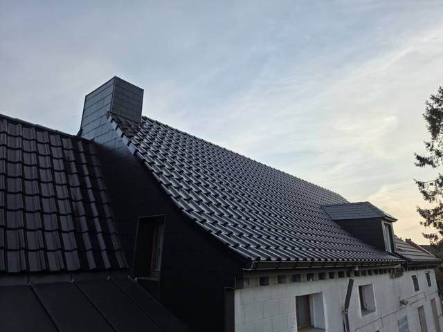 Toiture complète en tuiles — chantier Meti Toiture